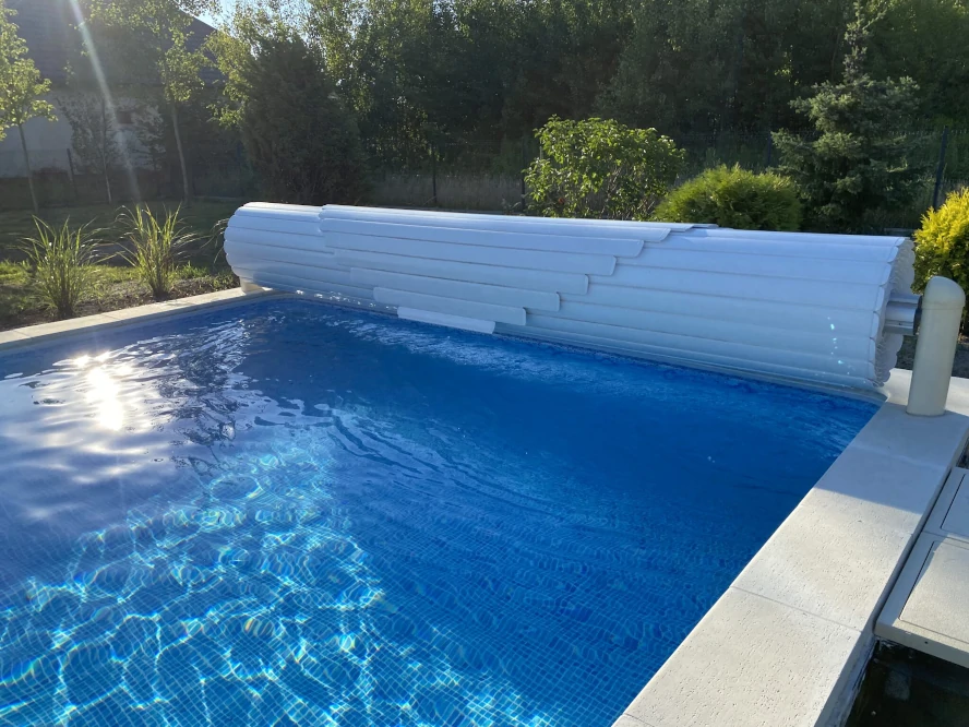 FLAGOWY BASEN MAGIPRESTIGE